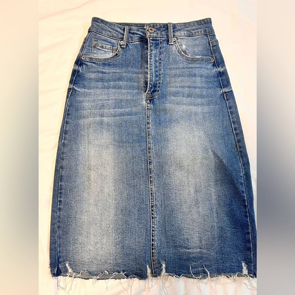 Size small Midi denim skirt gently used